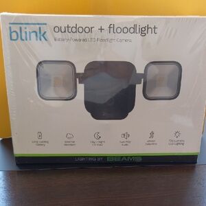 NWT Blink Outdoor + Floodlight LED Camera - White/Black